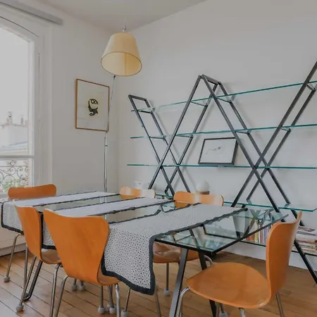 Magnificent Apartment- 2br 4p- Near Sacre-coeur * Paříž